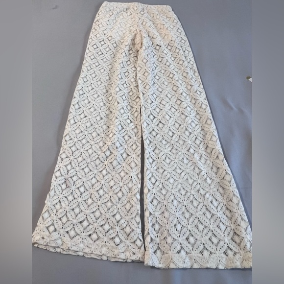Boom Boom Jeans Ivory Lace Pants with Underlining Shorts‎  - Size Medium - Picture 10 of 12